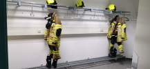 Fertigung und Montage einer stabilen Garderobe für die Feuerwehr Fertigung und Montage einer stabilen Garderobe für die Feuerwehr